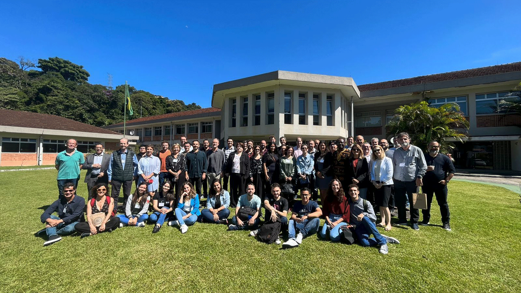 Photo de groupe workshop Inria-Brasil - LNCC 2023