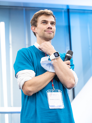 Portrait d'Antoine Le Graet au hackAtech 2021